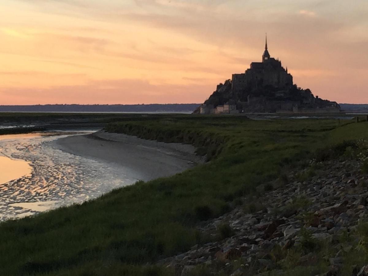 Au Bon Accueil Bed & Breakfast Saint-Marcan Eksteriør bilde